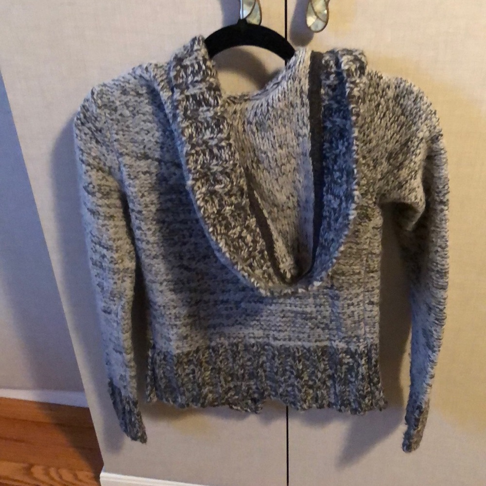 The Perfect Sweater - Picture 3 of 6